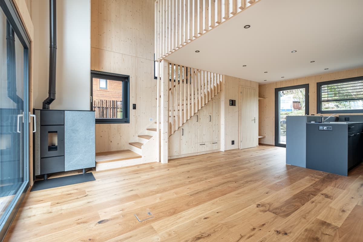 VIVAN Signature Holzhaus Compact Wohnzimmer EG 